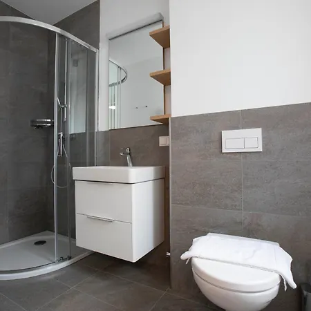 Moon Nassfeld * سونينالب ناسفيلد